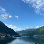 Hotel Lago Otel 4*