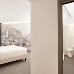 Hotel Lago 4* تورنو
