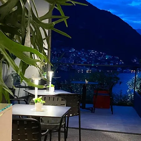 Отель Hotel Lago 4*