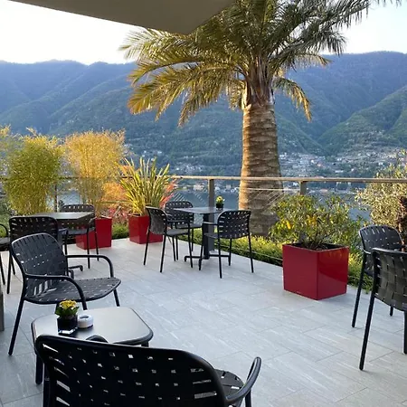 Отель Hotel Lago 4*