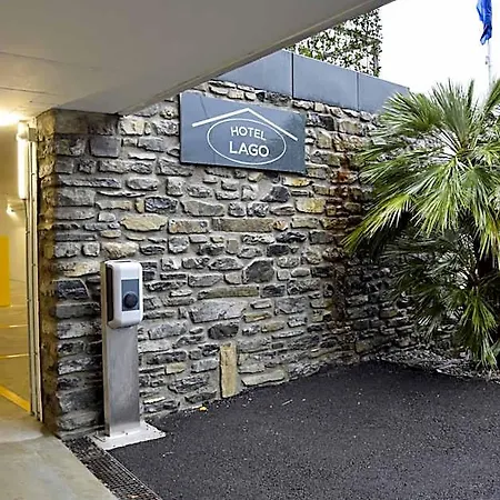 Отель Hotel Lago Торно